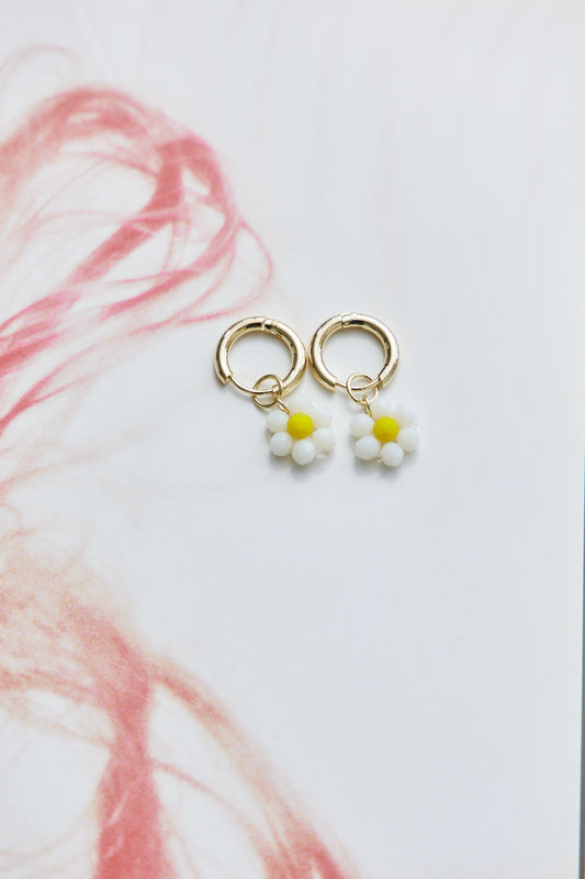 14K Gold Plated Cute As A Daisy Earrings White