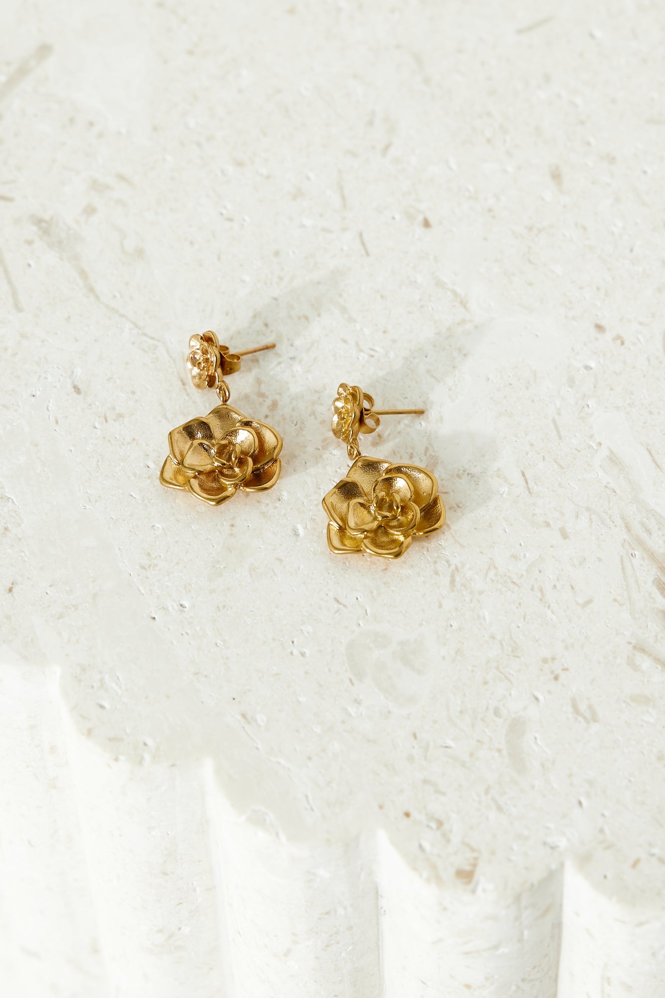 18k Gold Plated Full Bloom Earrings Gold